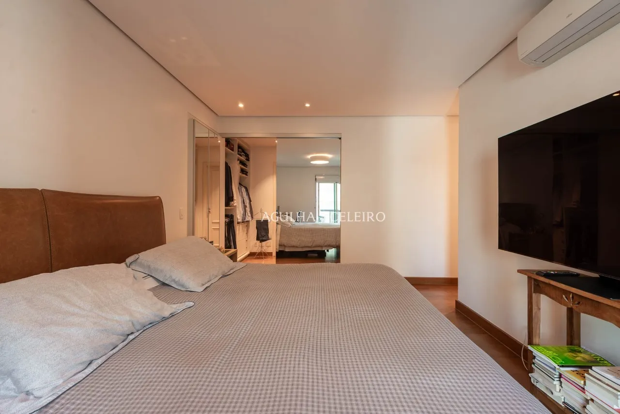 Apartamento Amplo e Iluminado à Venda na Vila Nova Conceição – 20315