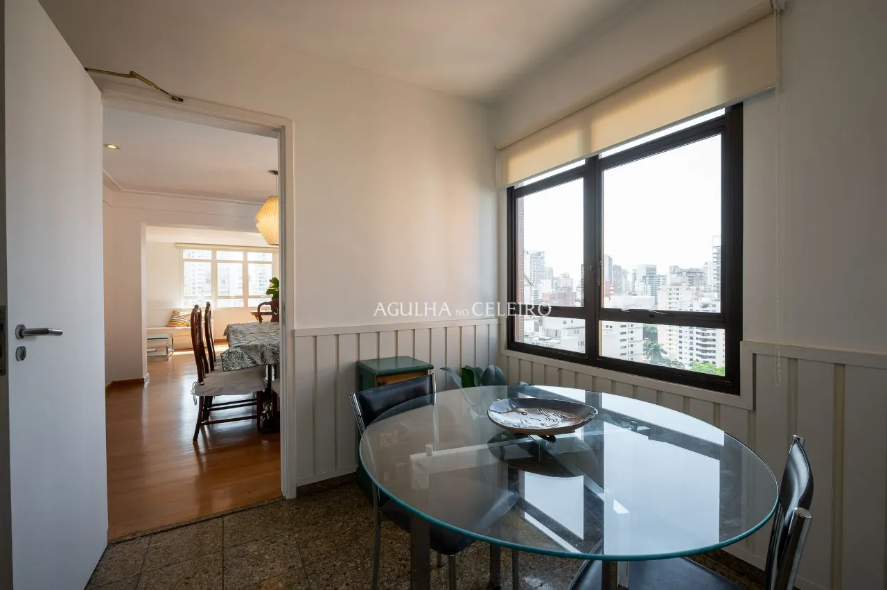 Um apartamento lindo e super completo. – 20320