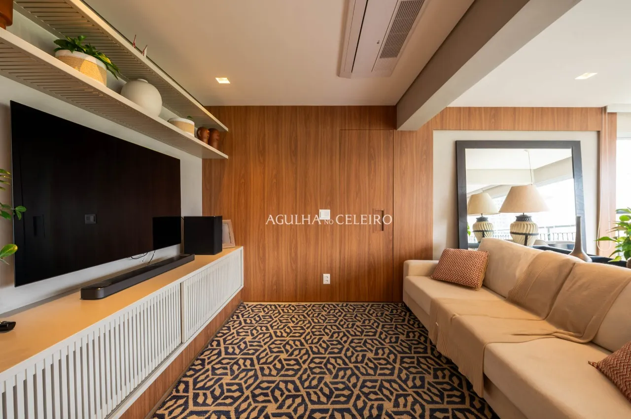 Apartamento com Reforma Impecável no Brooklin – 20348