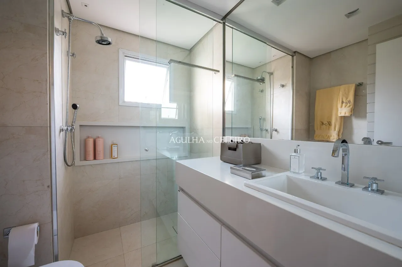 Apartamento com Reforma Impecável no Brooklin – 20348