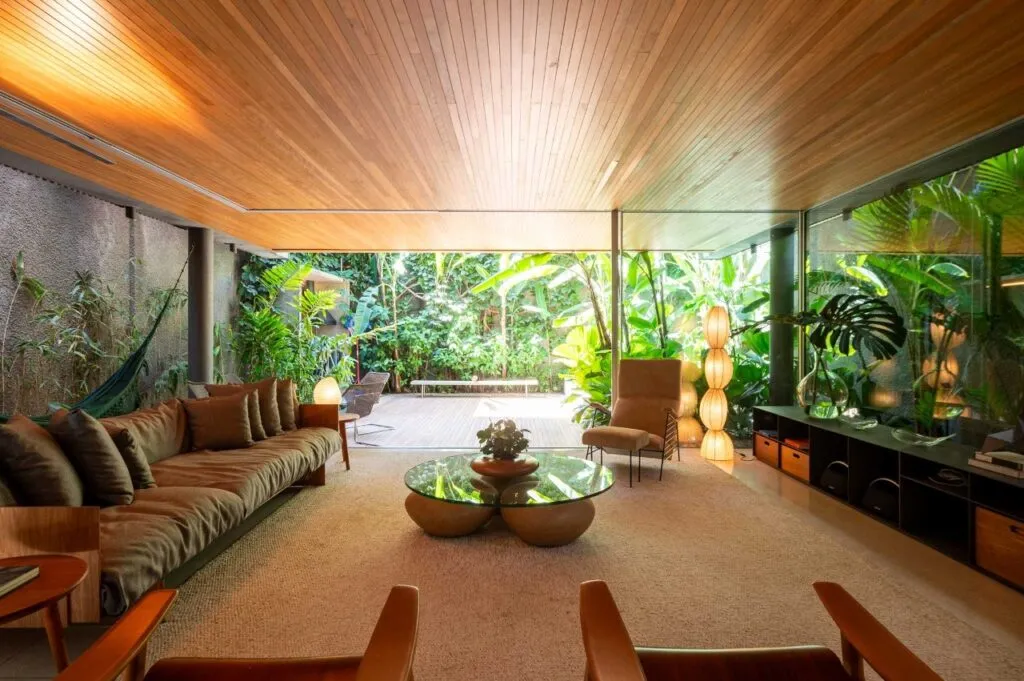 Casa no miolo do Jardim Paulistano – 20374