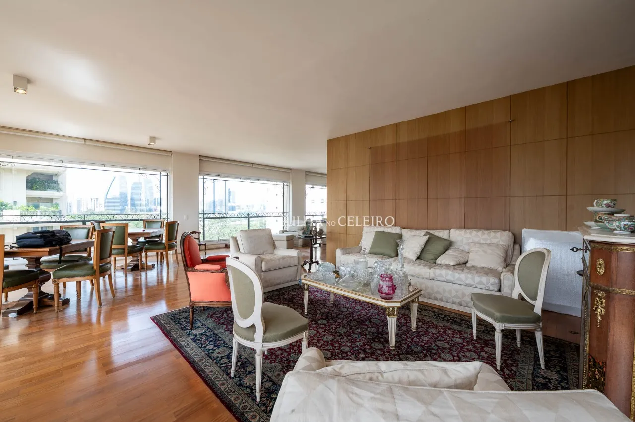 Oportunidade única de viver com exclusividade em uma localização privilegiada. – 20382