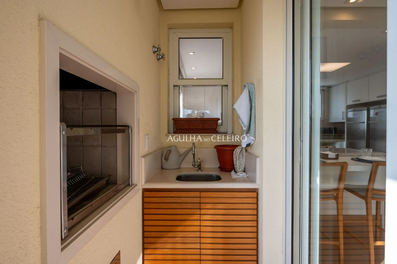 Apartamento em condomínio desejado com vista incrível para venda no Paraíso. – 20395