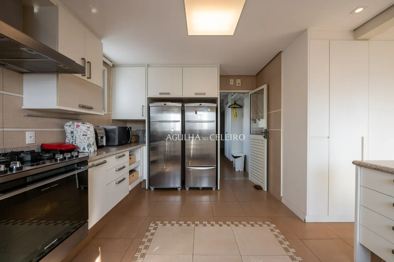 Apartamento em condomínio desejado com vista incrível para venda no Paraíso. – 20395