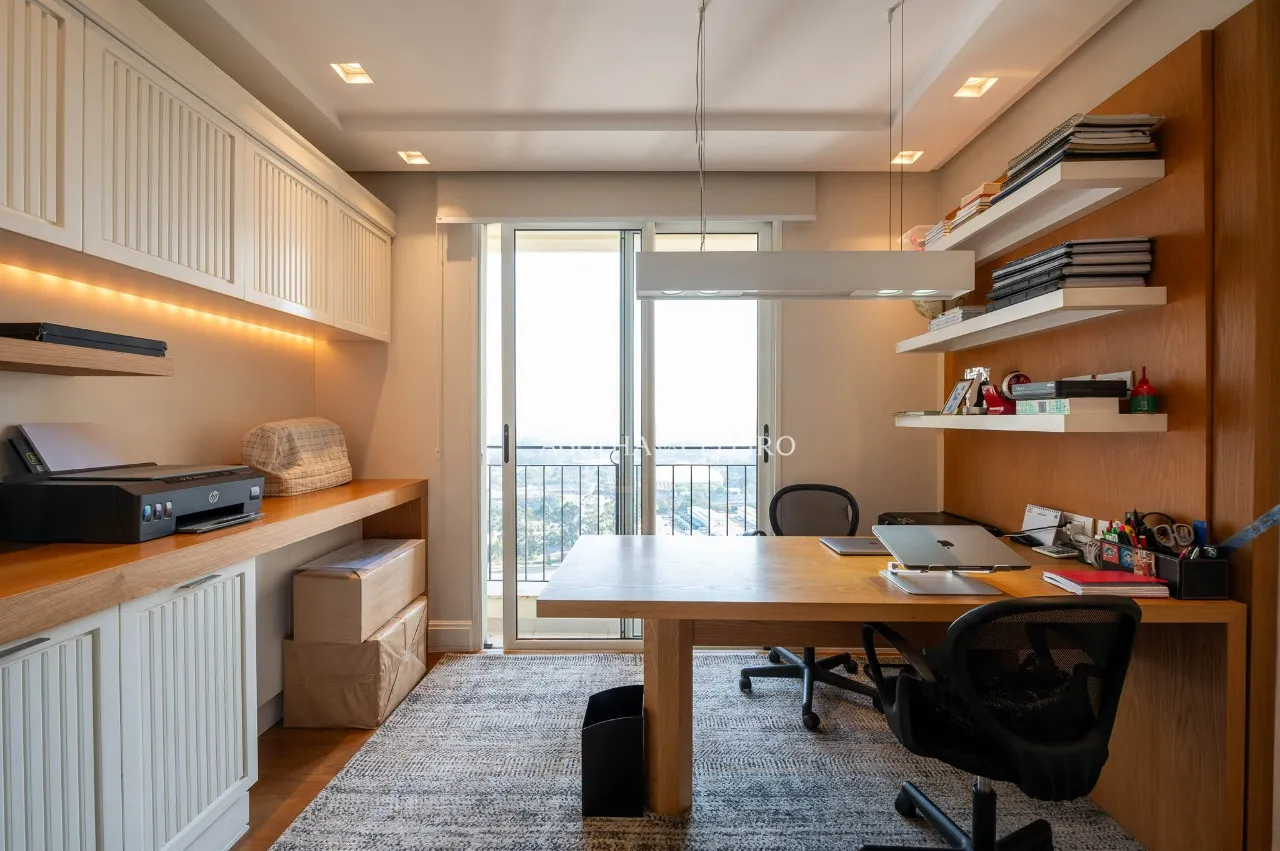 Apartamento em condomínio desejado com vista incrível para venda no Paraíso. – 20395