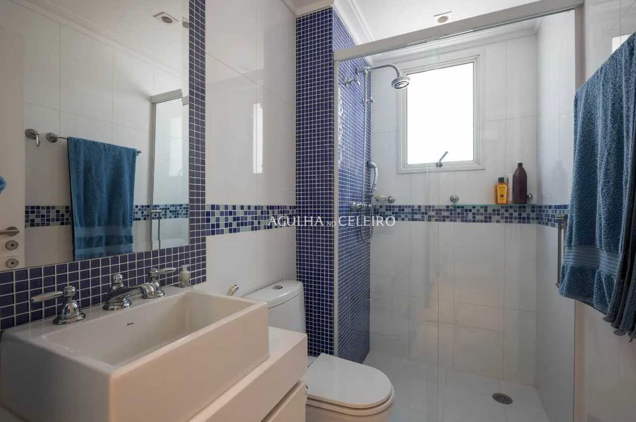 Apartamento em condomínio desejado com vista incrível para venda no Paraíso. – 20395