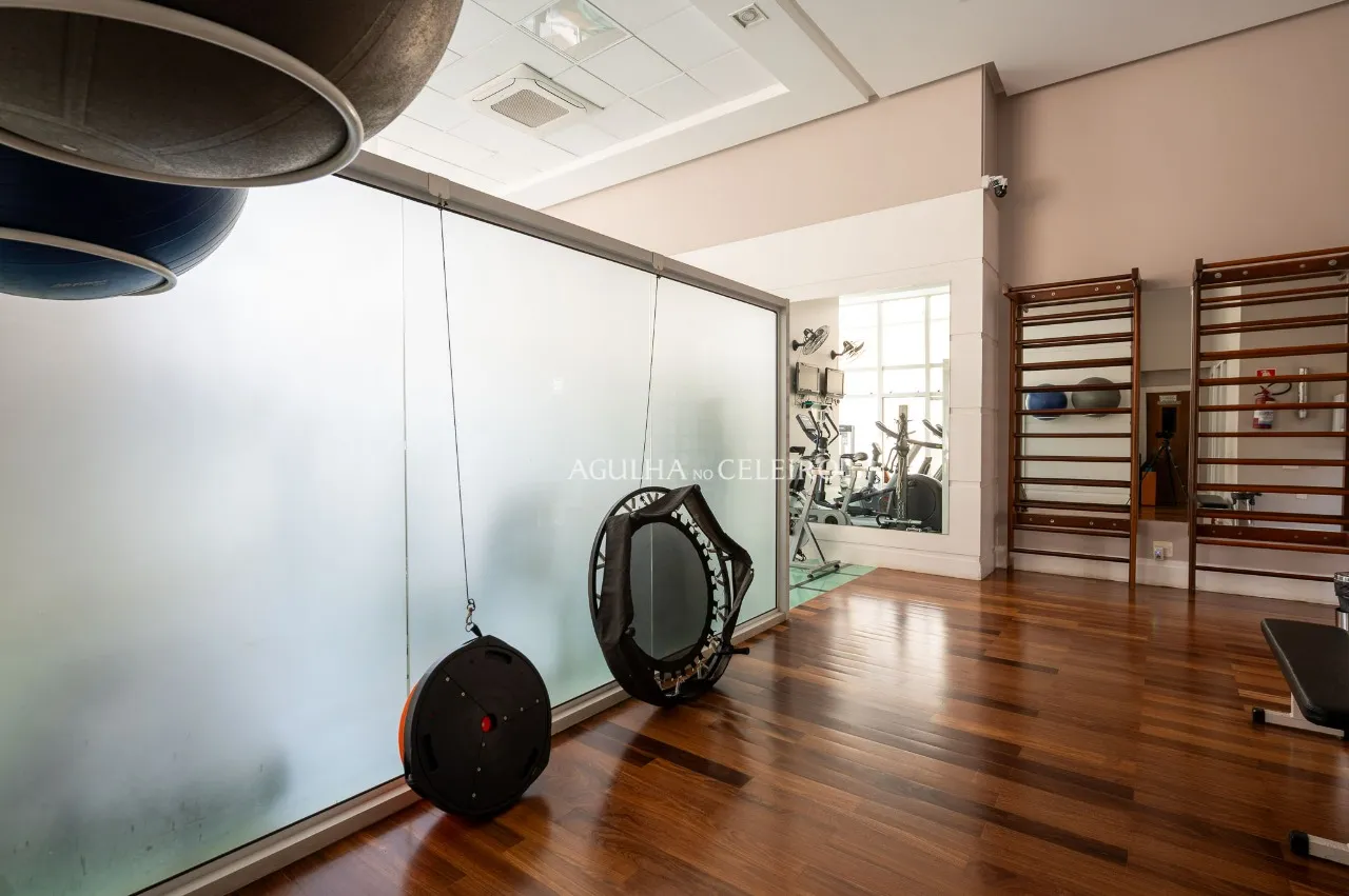 Apartamento em condomínio desejado com vista incrível para venda no Paraíso. – 20395