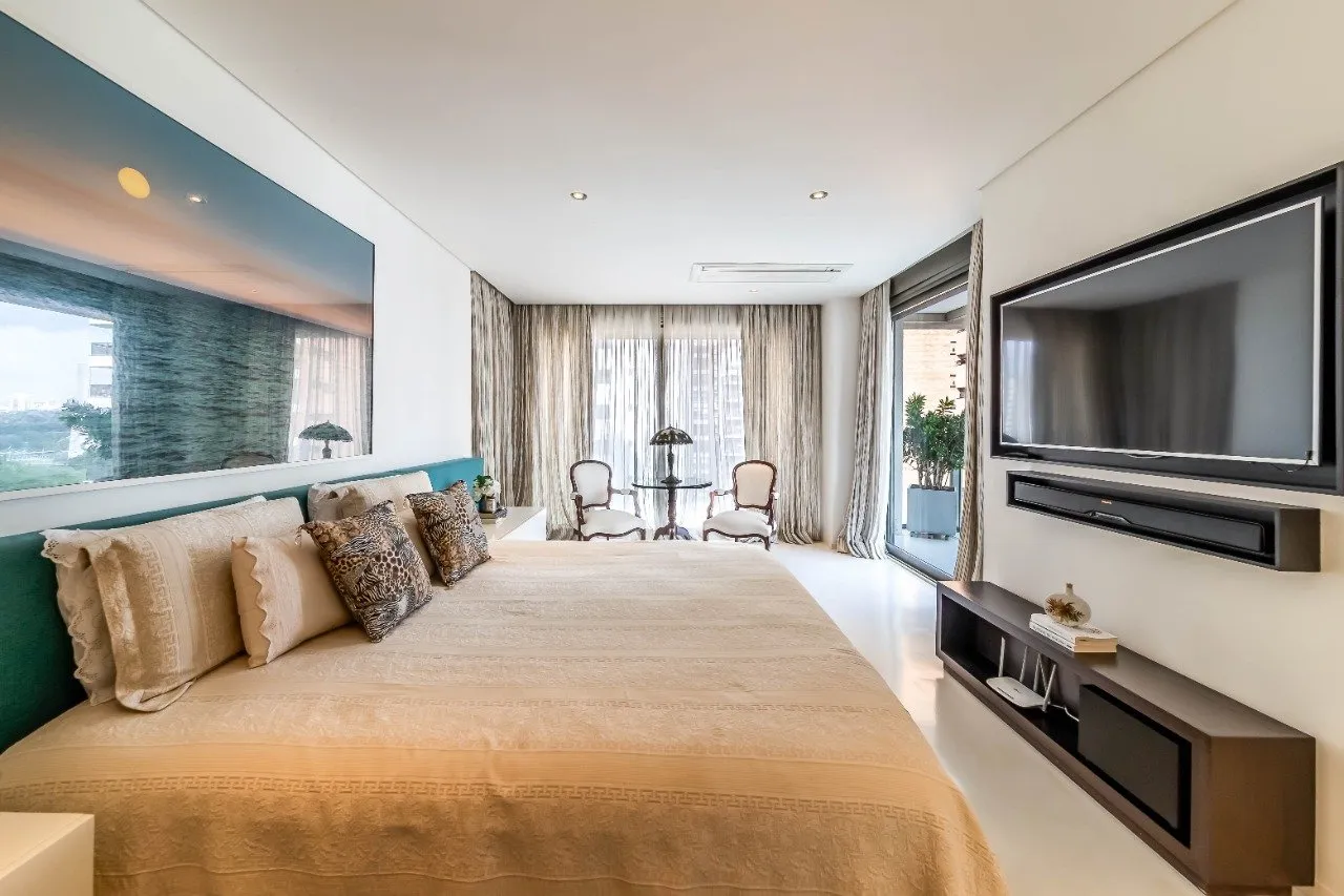 Apartamento com vista encantadora, janelonas e luz natural a poucos passos do Parque Ibirapuera. – 20410