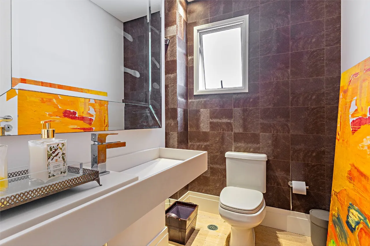 Apartamento reformado com três suítes e acabamentos de alto nível no Itaim – 20412