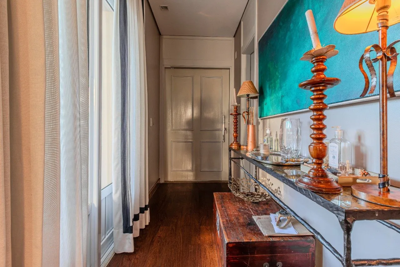 Apartamento em perfeita localização à venda no Alto de Pinheiros. – 20414