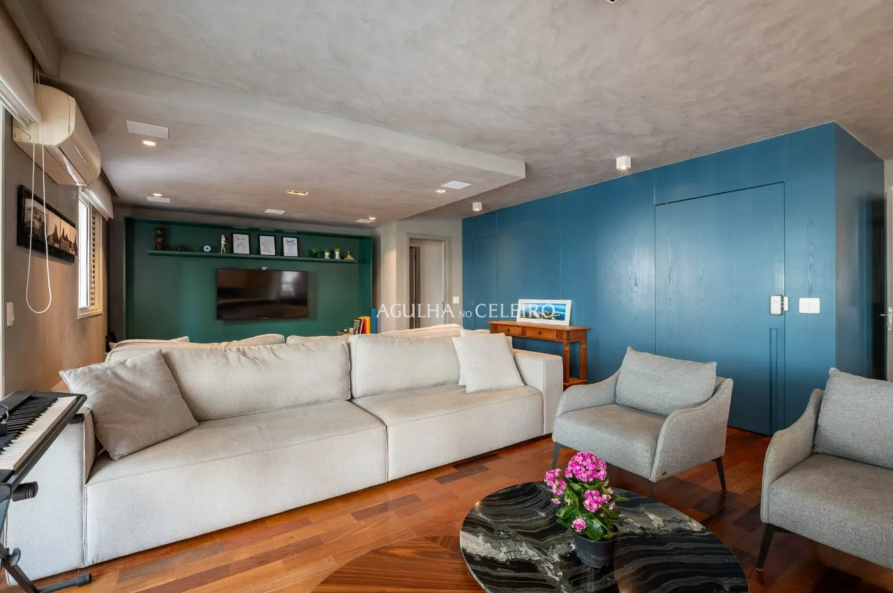 Apartamento Reformado no Miolo do Itaim Bibi – 20415