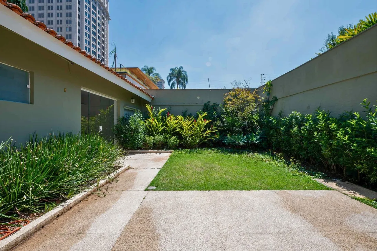 Casa à venda no Jardim Europa. – 20418