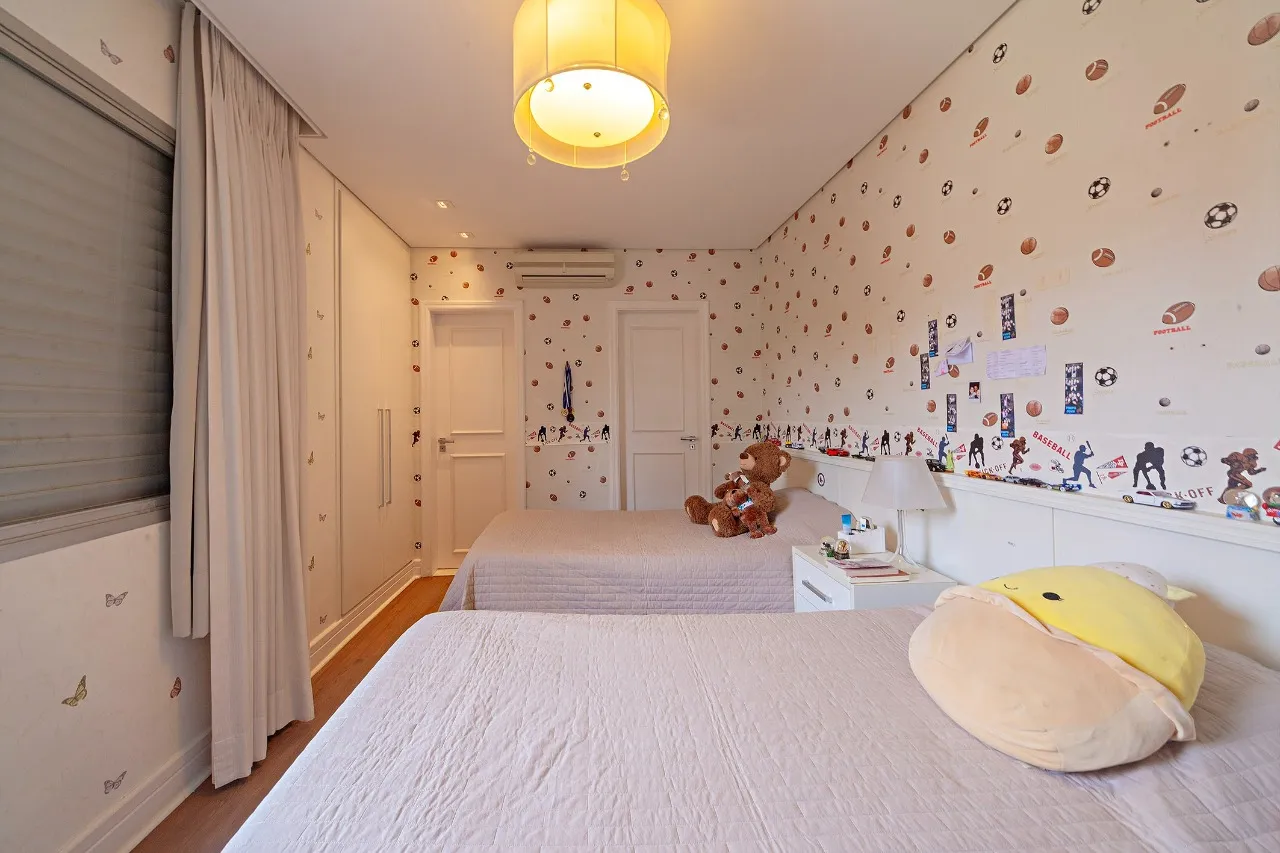 Casa com jardim, biblioteca e espaços versáteis próxima ao Parque Ibirapuera – 20423