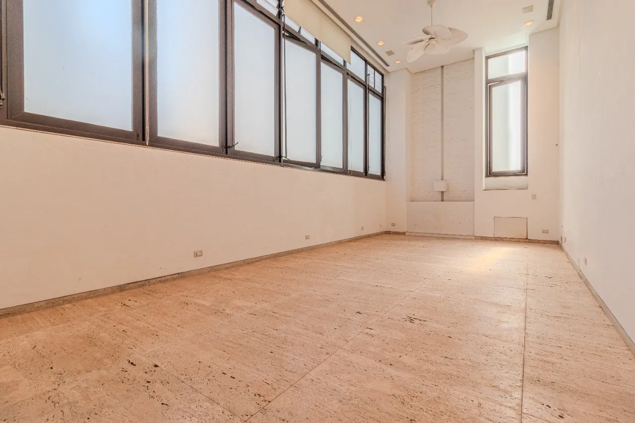 Apartamento duplex à venda no Jardim América. – 20425