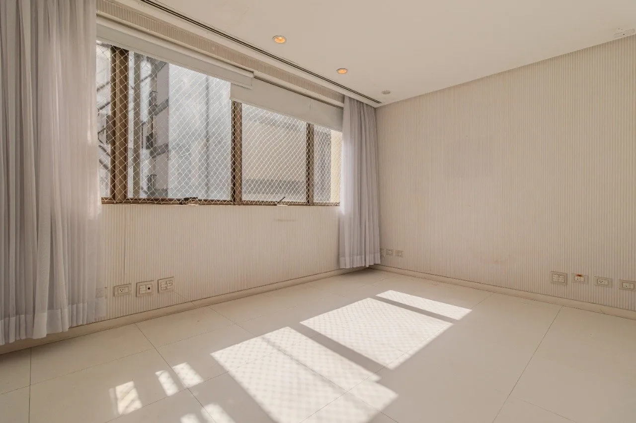 Apartamento duplex à venda no Jardim América. – 20425