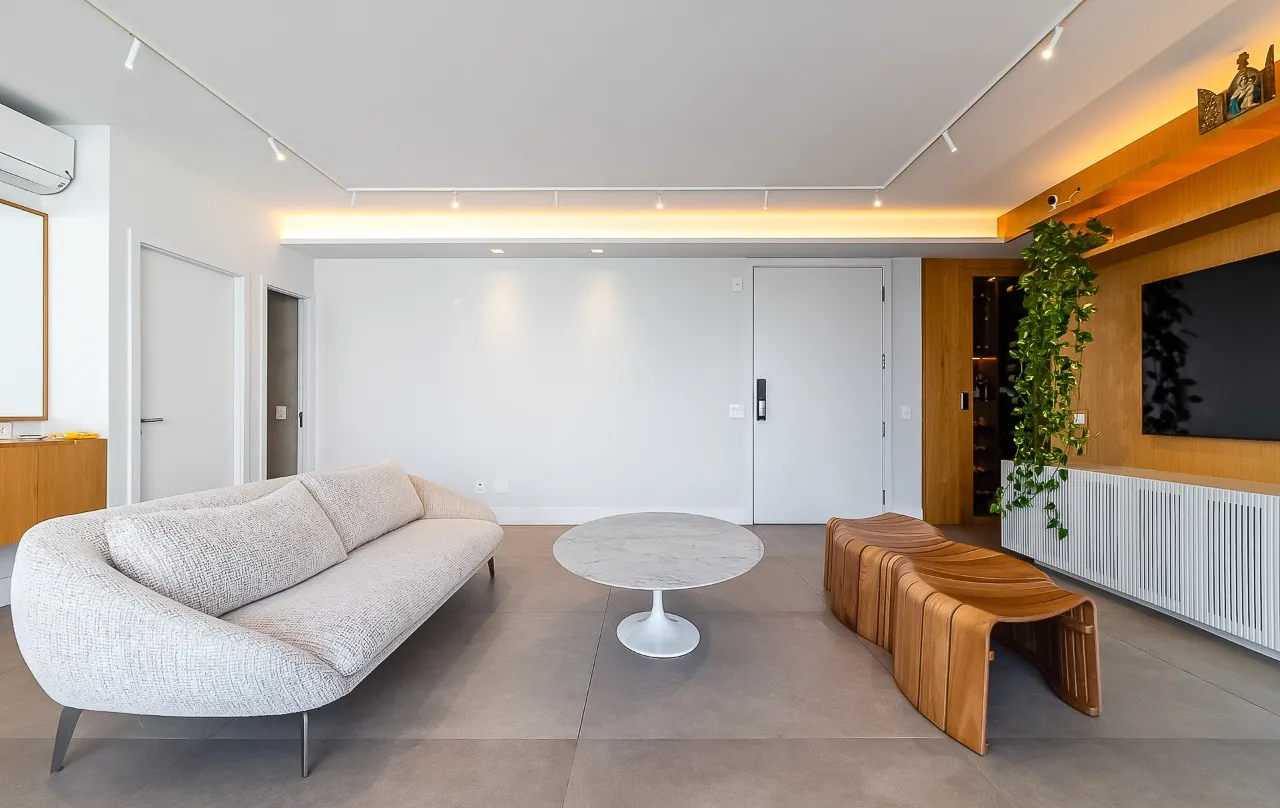 Apartamento pronto para morar, com projeto cheio de luz natural e uma vista inspiradora. – 20513