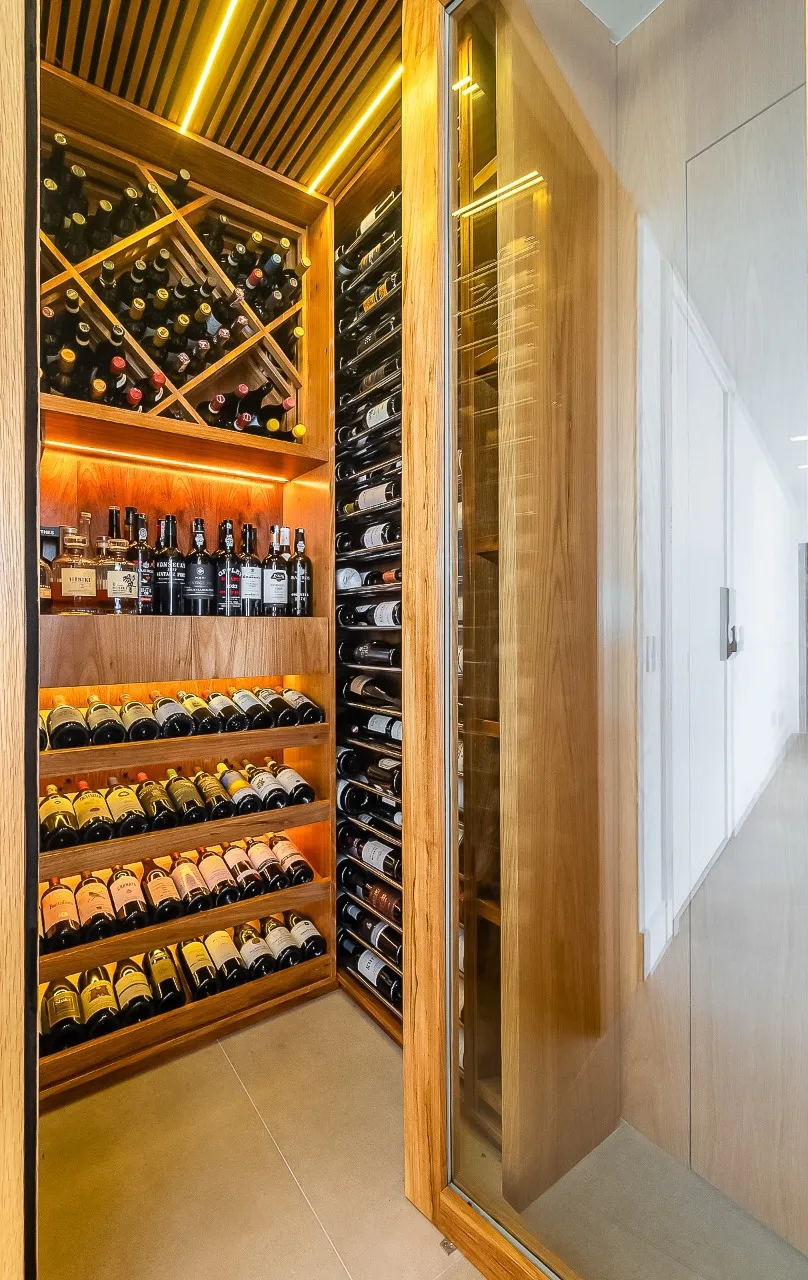 Apartamento pronto para morar, com projeto cheio de luz natural e uma vista inspiradora. – 20513