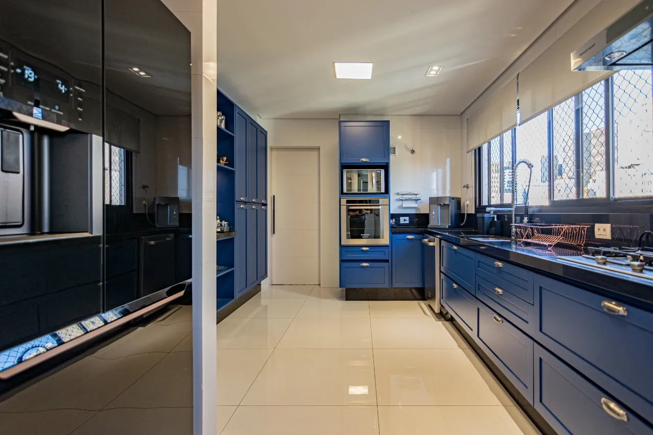 Apartamento no Jardim América próximo ao Dante Alighieri, andar alto, totalmente reformado com varanda gourmet e lazer. – 20517