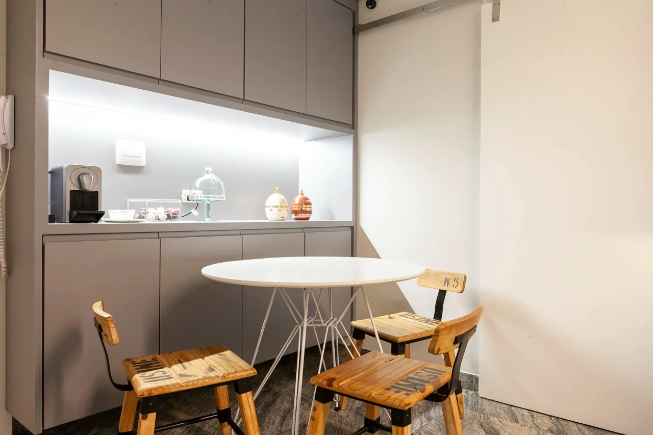 Apartamento reformado em localização privilegiada à venda no Brooklin. – 20520