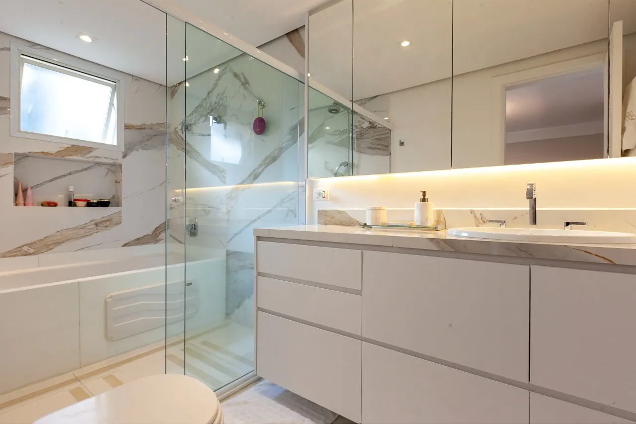 Apartamento reformado em localização privilegiada à venda no Brooklin. – 20520