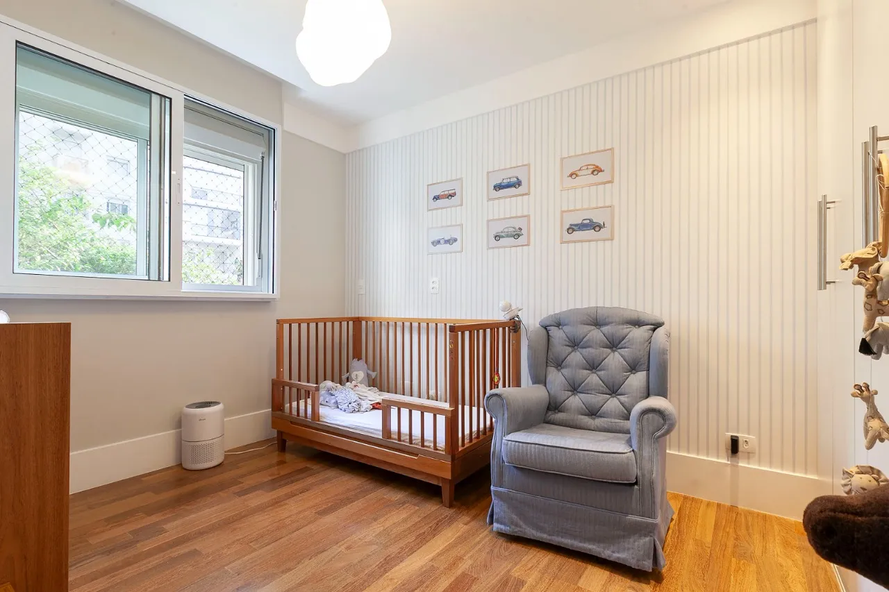 Apartamento reformado em localização privilegiada à venda no Brooklin. – 20520