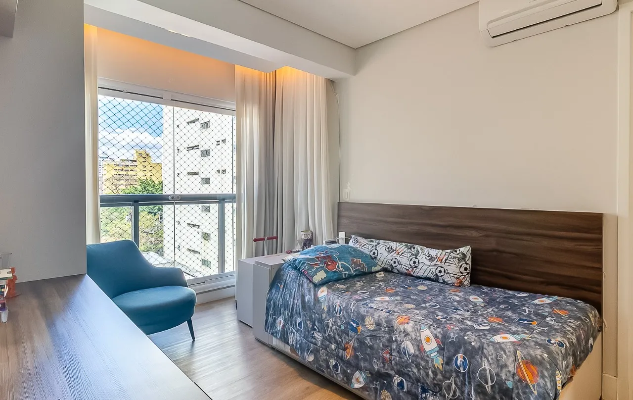 Apartamento pronto para chegar com mala, varanda integrada e projeto lindíssimo, em Moema. – 20557