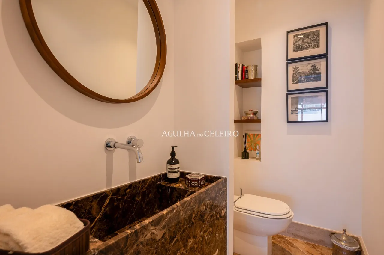 Apartamento descolado em andar alto à venda no Jardim América. – 9917