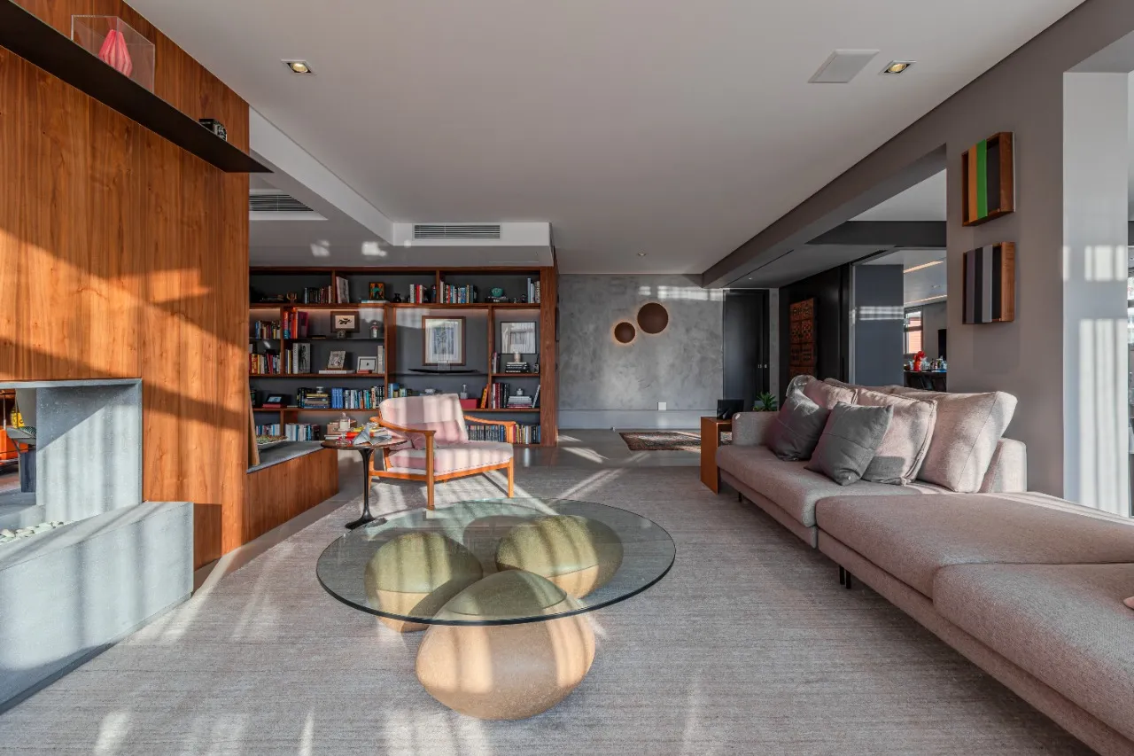 Apartamento totalmente reforma e mobiliado à venda no Jardim América. – AP0977