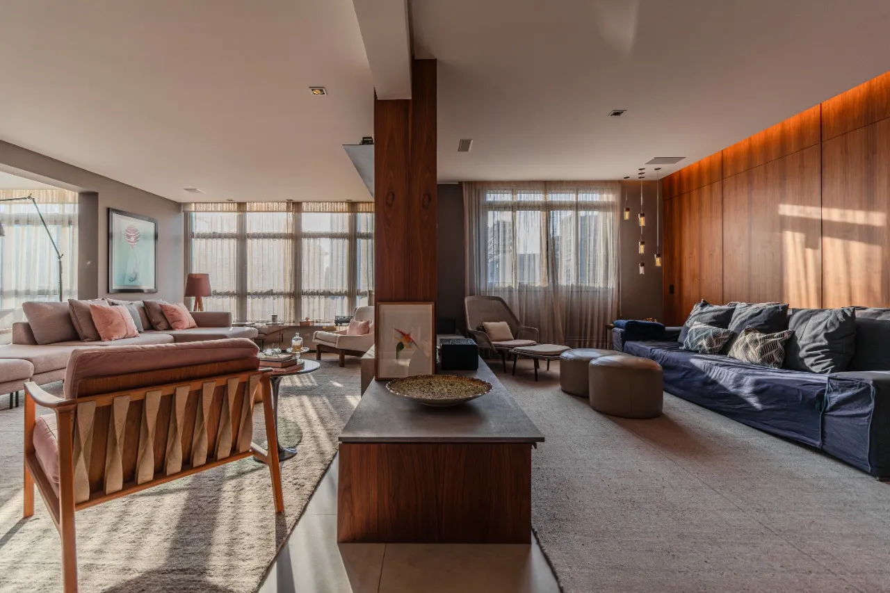 Apartamento totalmente reforma e mobiliado à venda no Jardim América. – AP0977