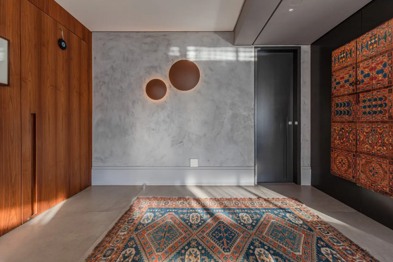 Apartamento totalmente reforma e mobiliado à venda no Jardim América. – AP0977