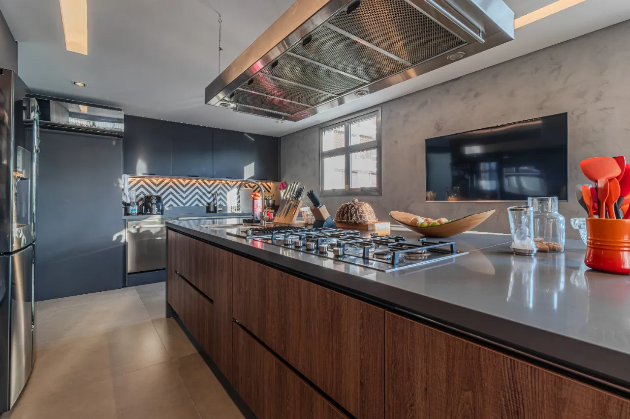 Apartamento totalmente reforma e mobiliado à venda no Jardim América. – AP0977