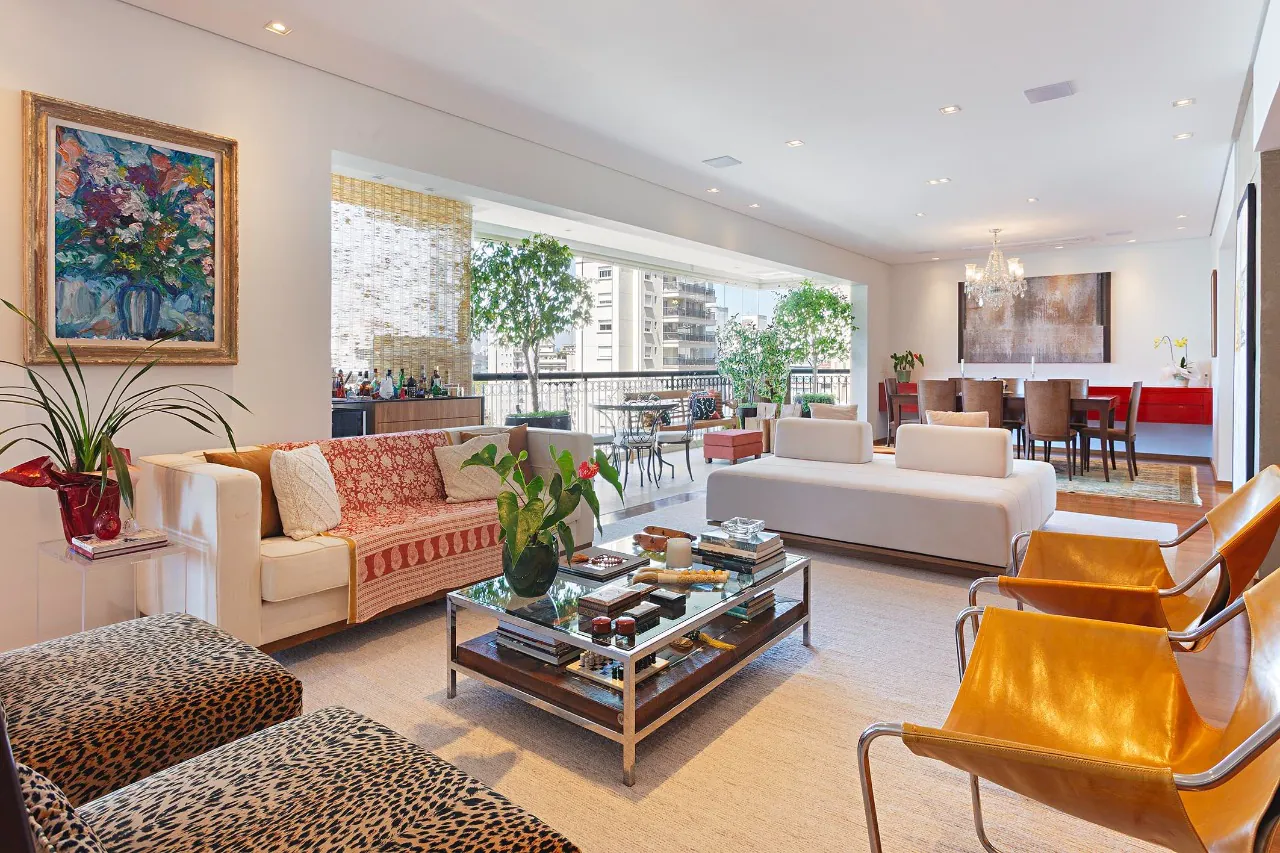 Apartamento lindo e recém-reformado à venda no Itaim Bibi. – AP1074