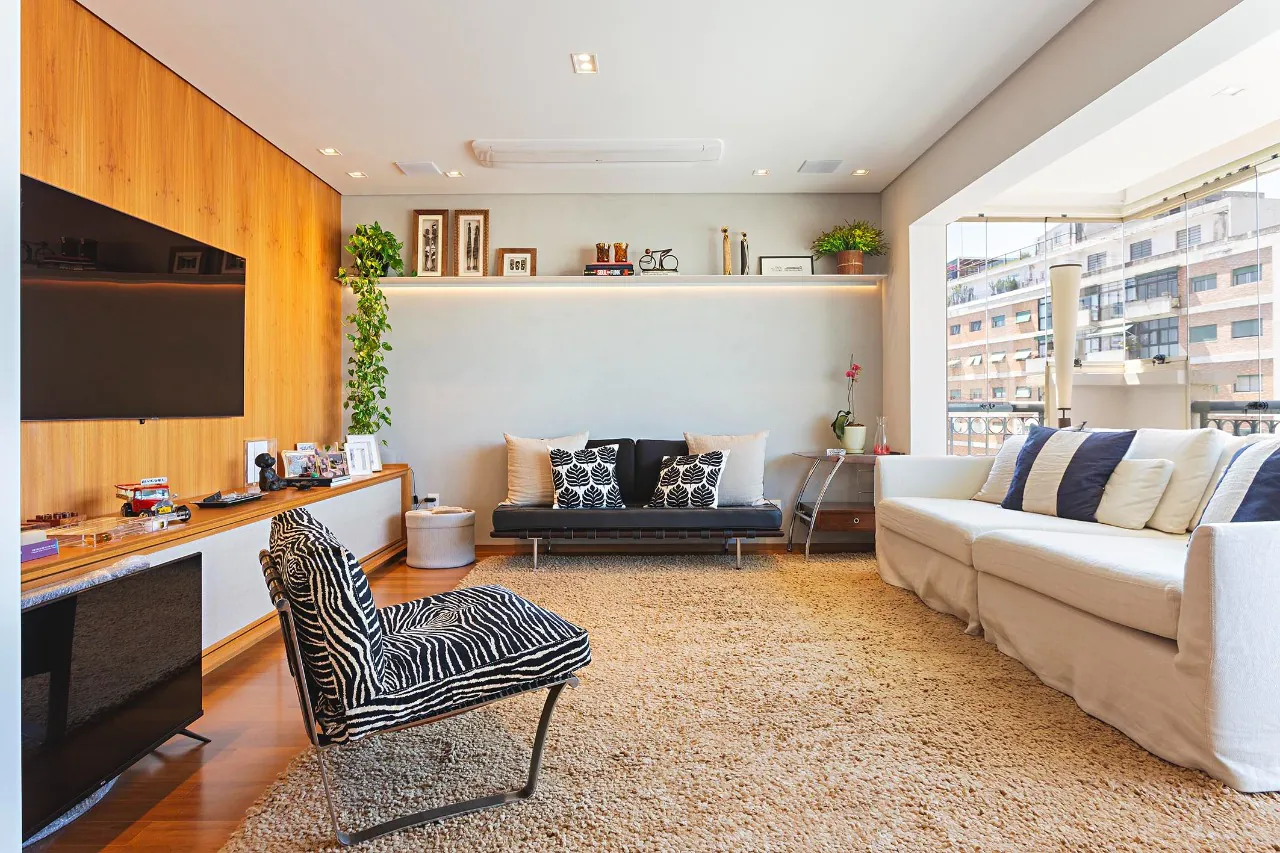 Apartamento lindo e recém-reformado à venda no Itaim Bibi. – AP1074