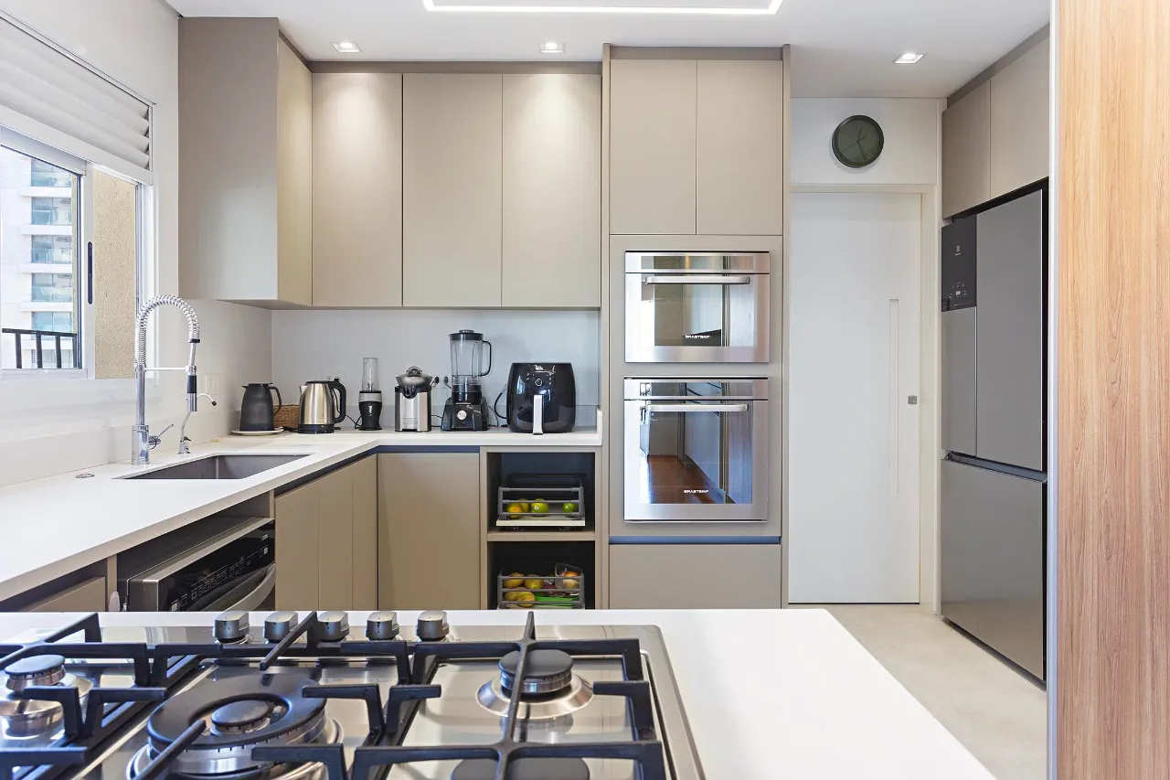 Apartamento lindo e recém-reformado à venda no Itaim Bibi. – AP1074