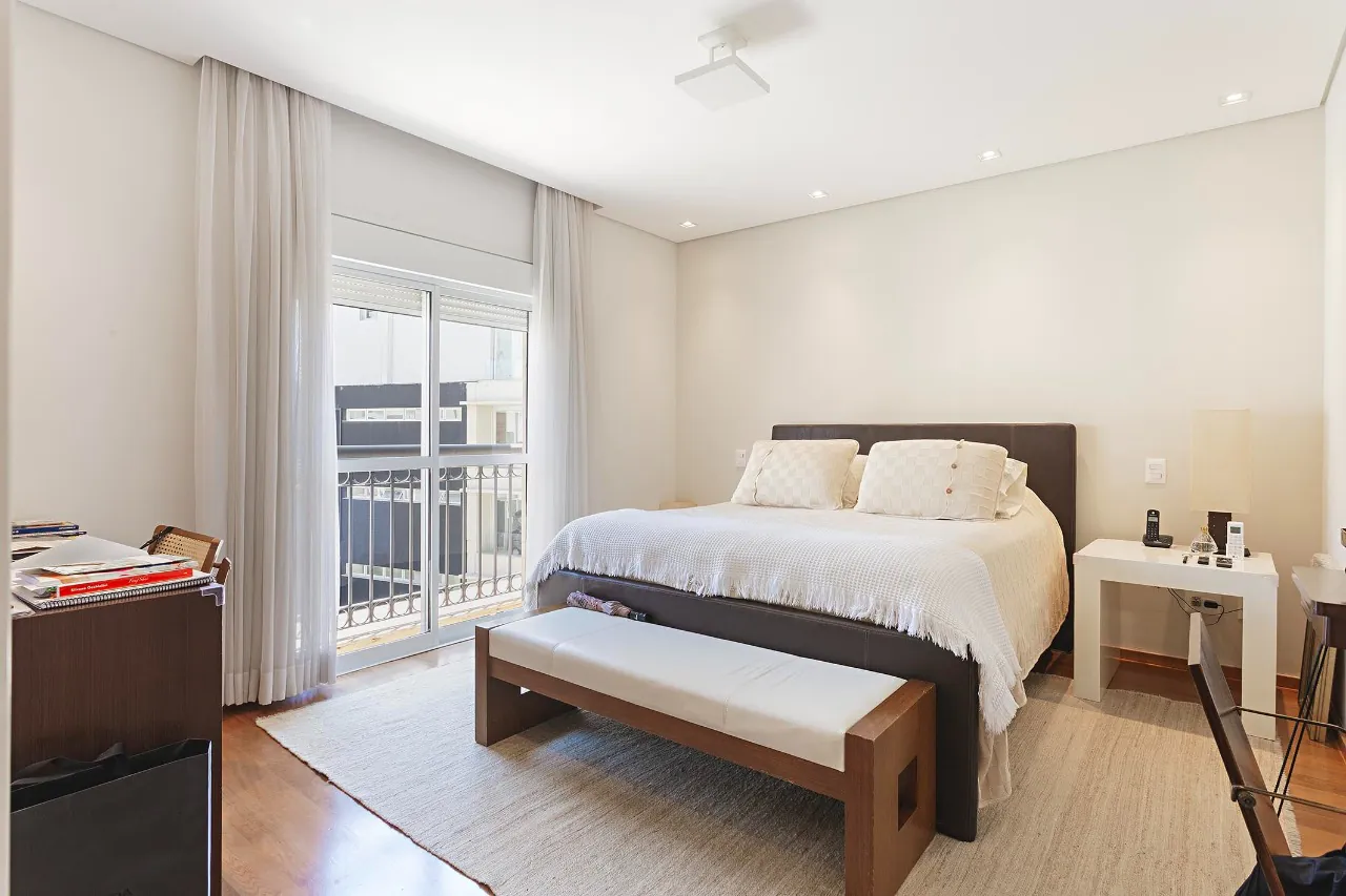 Apartamento lindo e recém-reformado à venda no Itaim Bibi. – AP1074