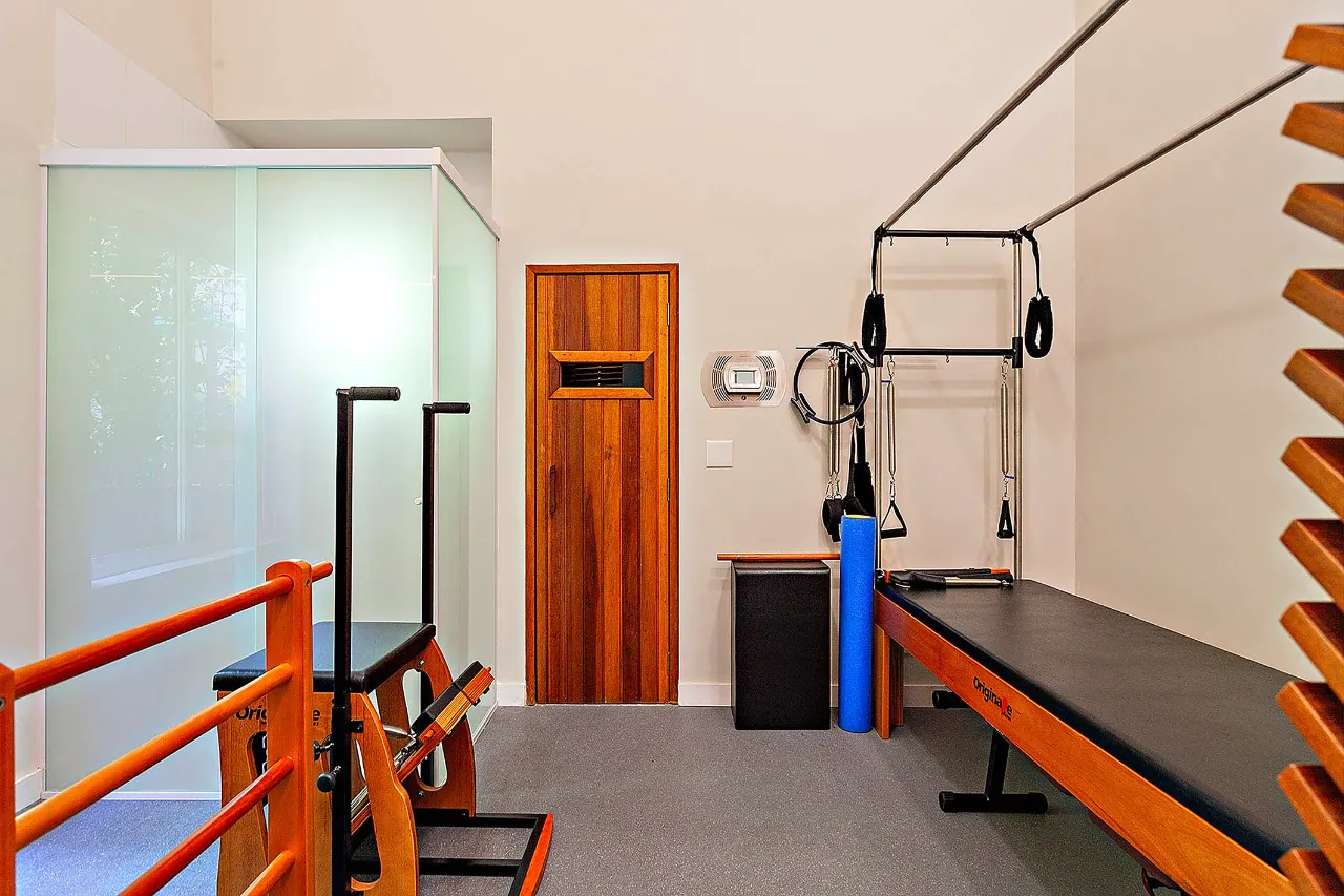 Apartamento lindo e recém-reformado à venda no Itaim Bibi. – AP1074