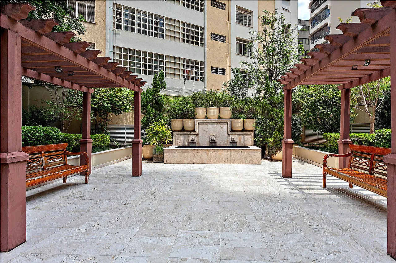 Apartamento lindo e recém-reformado à venda no Itaim Bibi. – AP1074