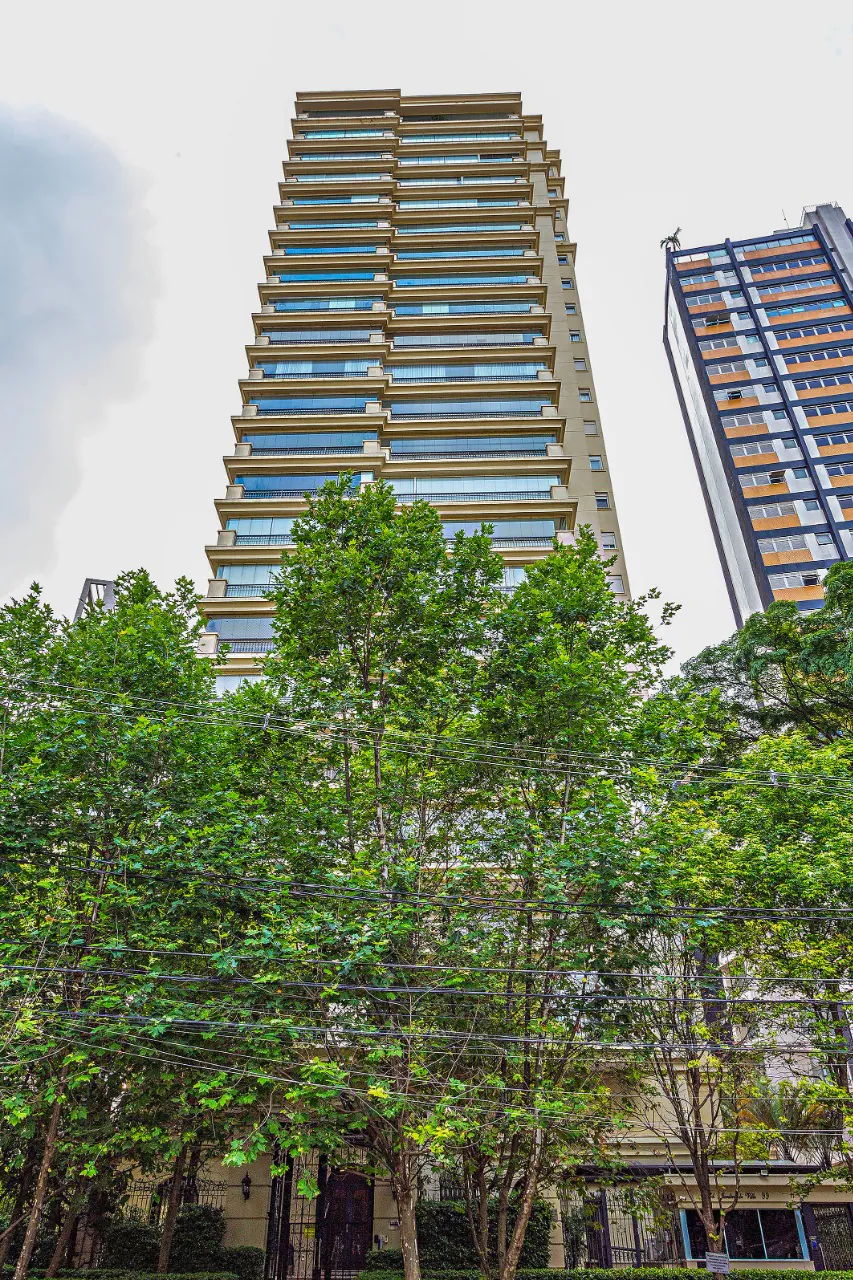 Apartamento lindo e recém-reformado à venda no Itaim Bibi. – AP1074