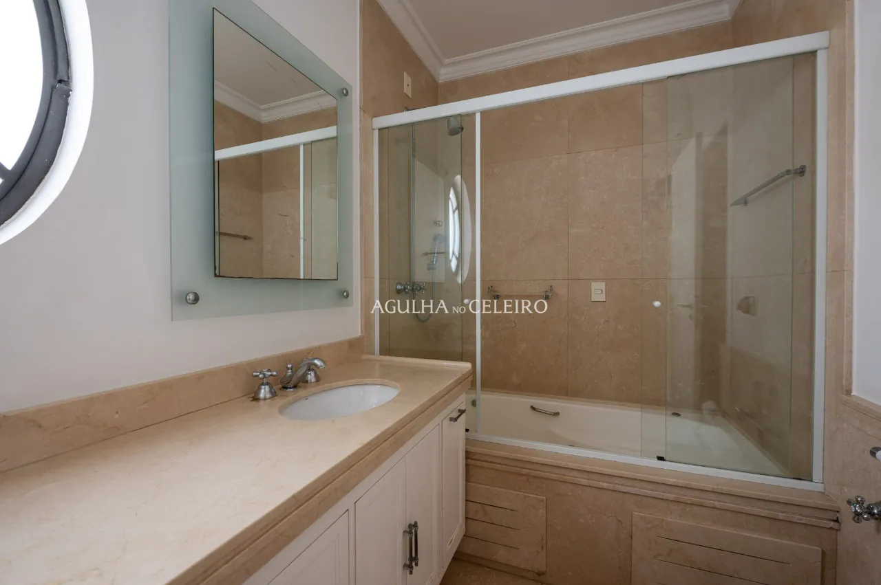 Um projeto que reúne sofisticação, conforto e amplitude à venda em Moema. – AP2537