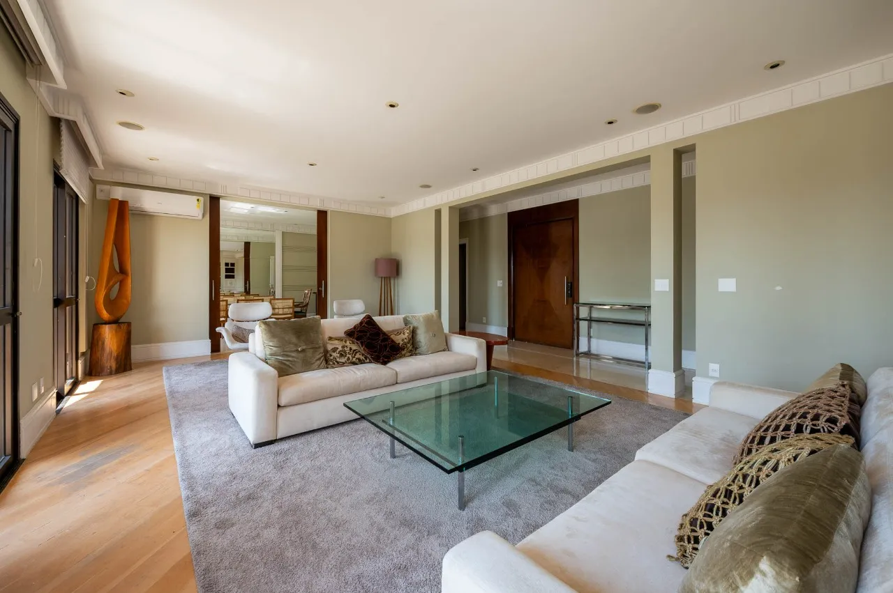 Um projeto que reúne sofisticação, conforto e amplitude à venda em Moema. – AP2537