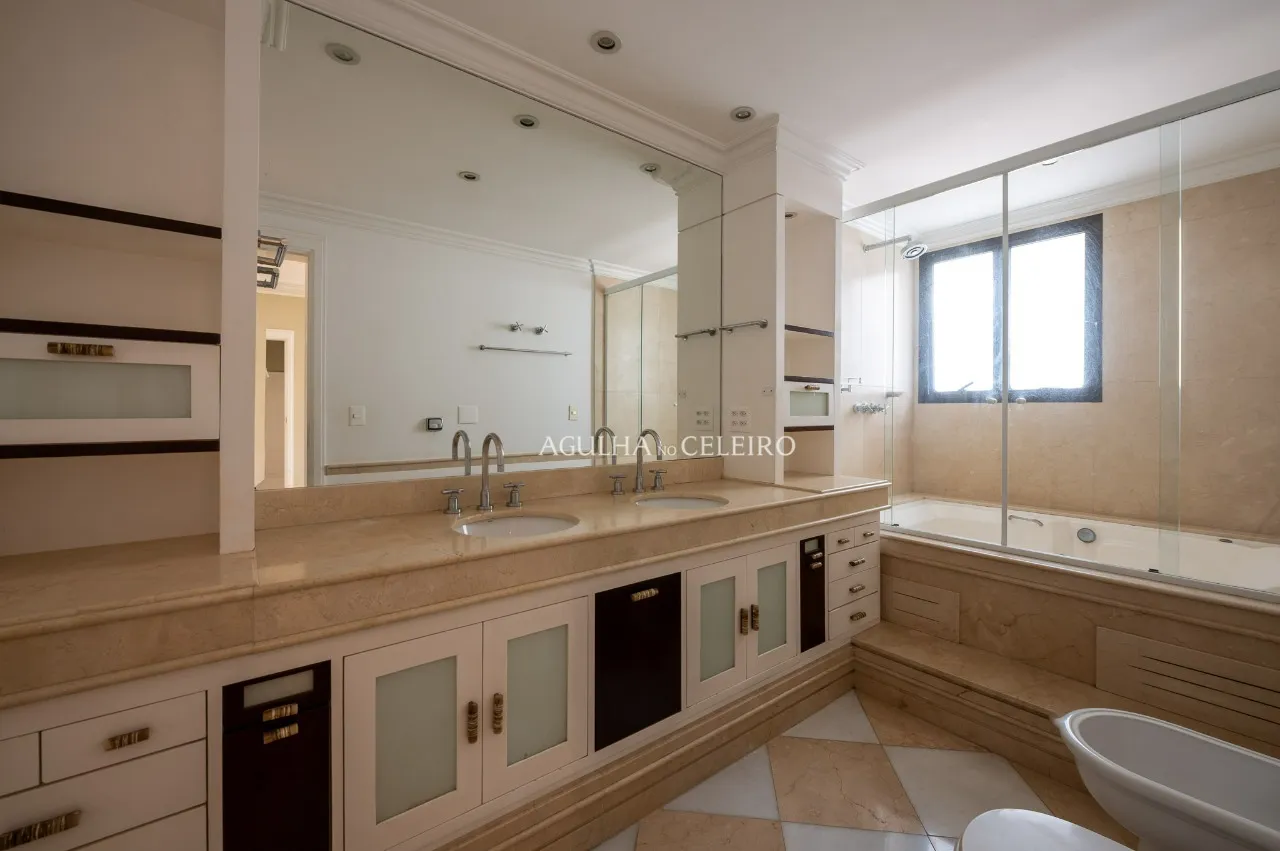 Um projeto que reúne sofisticação, conforto e amplitude à venda em Moema. – AP2537