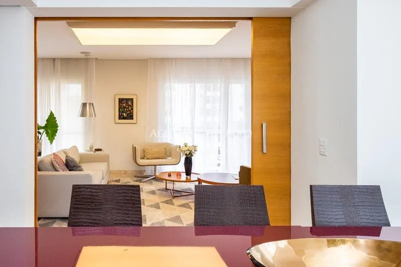 Para quem busca tranquilidade apartamento alto padrão impecável. – AP6560