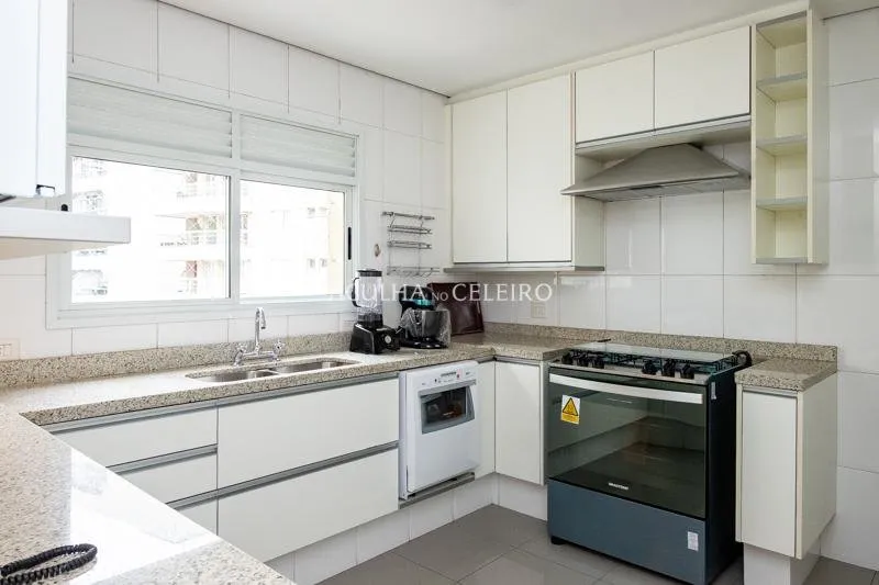 Para quem busca tranquilidade apartamento alto padrão impecável. – AP6560