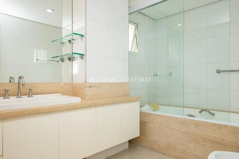 Para quem busca tranquilidade apartamento alto padrão impecável. – AP6560