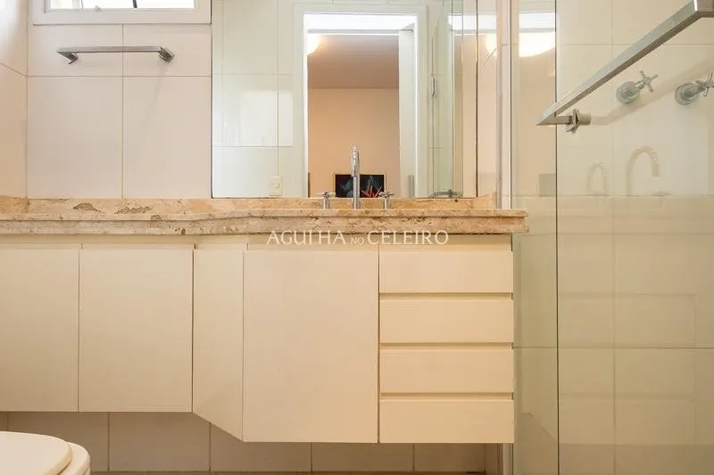 Para quem busca tranquilidade apartamento alto padrão impecável. – AP6560