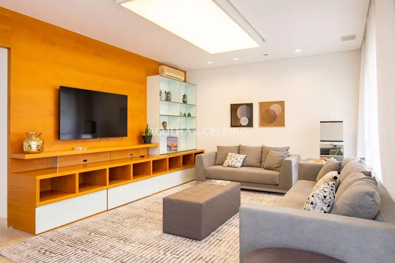 Para quem busca tranquilidade apartamento alto padrão impecável. – AP6560