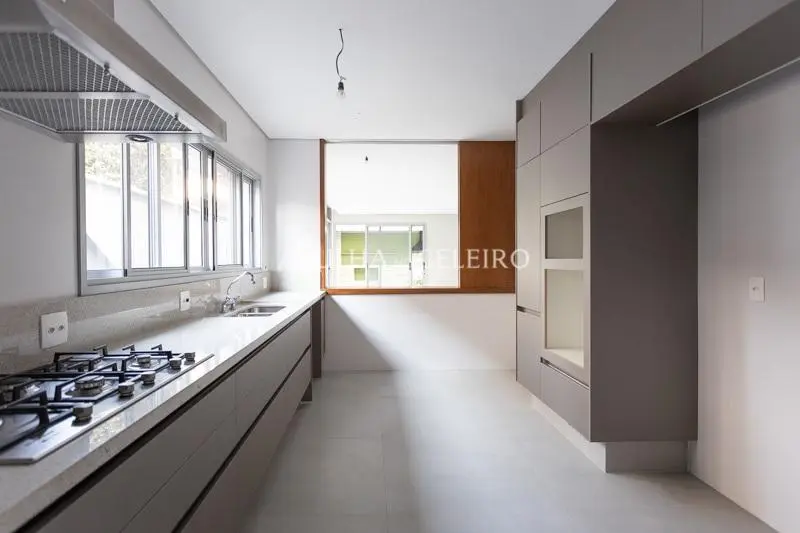 Retrofit de Alto Padrão à venda no Alto de Pinheiros. – CA0680