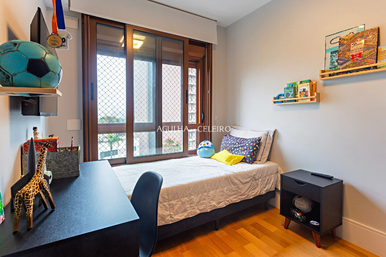 lindo-apartamento-com-vista-eterna-para-o-verde-19241-101755399158