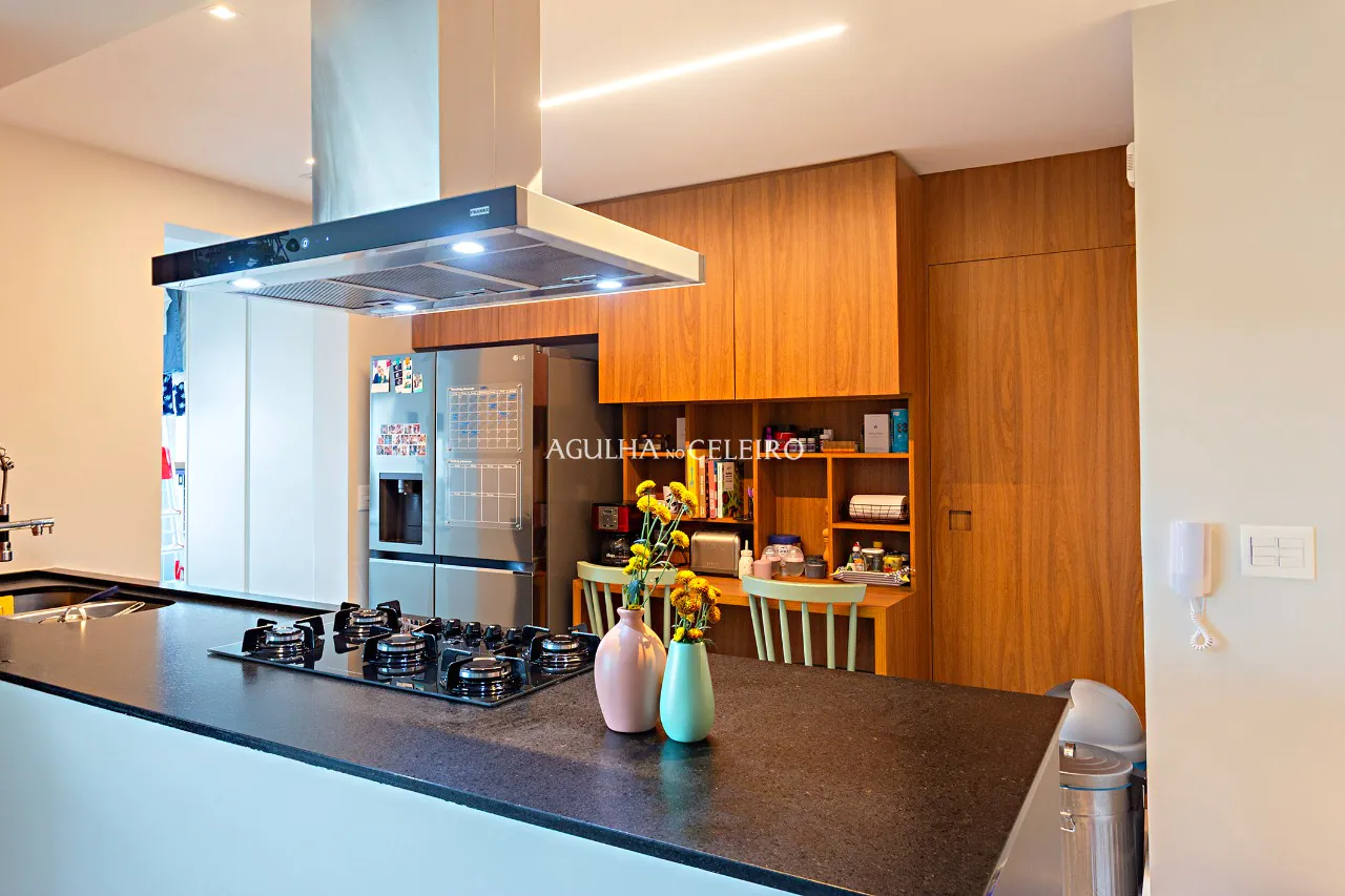 lindo-apartamento-com-vista-eterna-para-o-verde-19241-61755399145