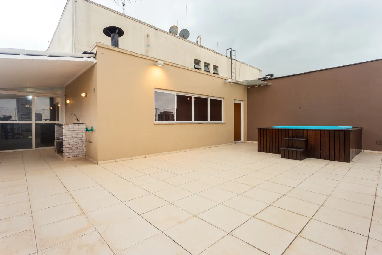 Uma cobertura duplex com vista maravilhosa à venda em Pinheiros. – 10082